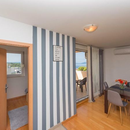 Apartment Sea View In Makarska, Free Parking Bagian luar foto