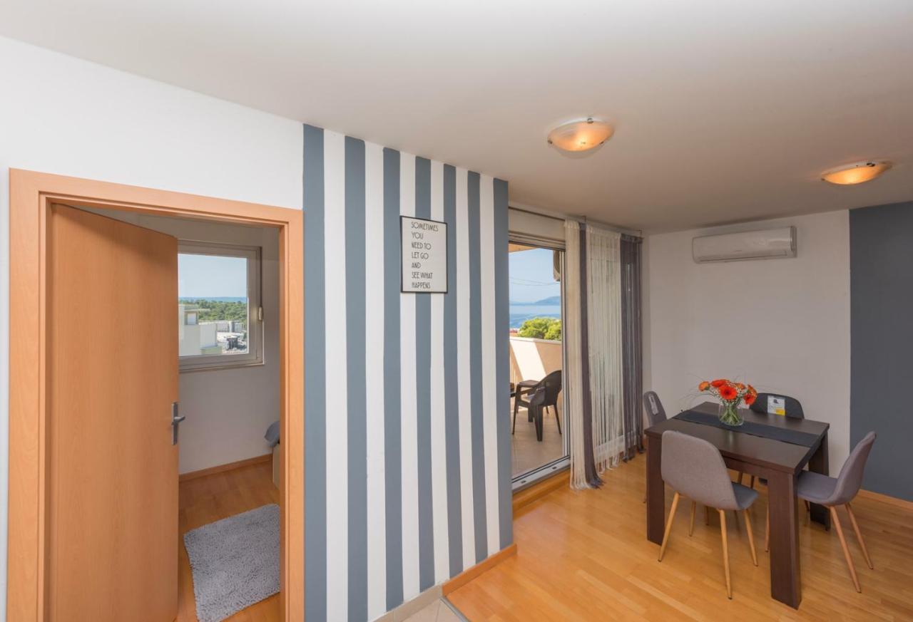 Apartment Sea View In Makarska, Free Parking Bagian luar foto
