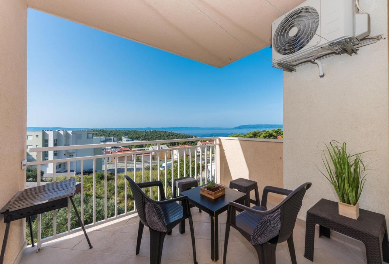 Apartment Sea View In Makarska, Free Parking Bagian luar foto
